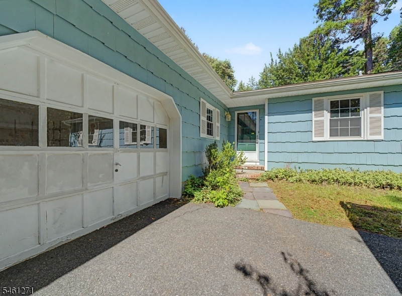 2 Arlyn Lane Randolph NJ 07869