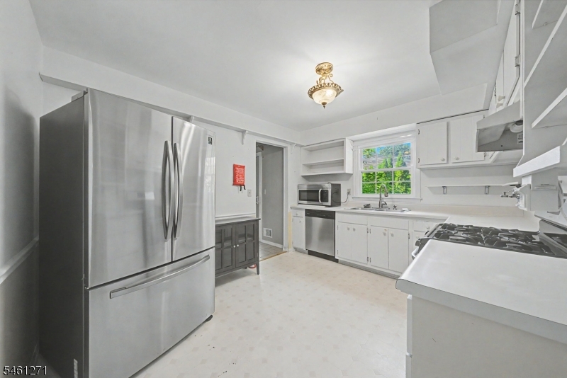 2 Arlyn Lane Randolph NJ 07869