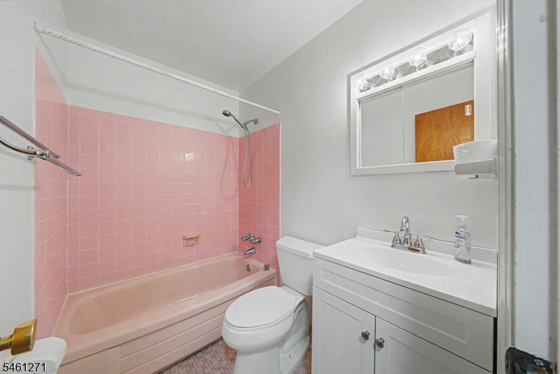 2 Arlyn Lane Randolph NJ 07869