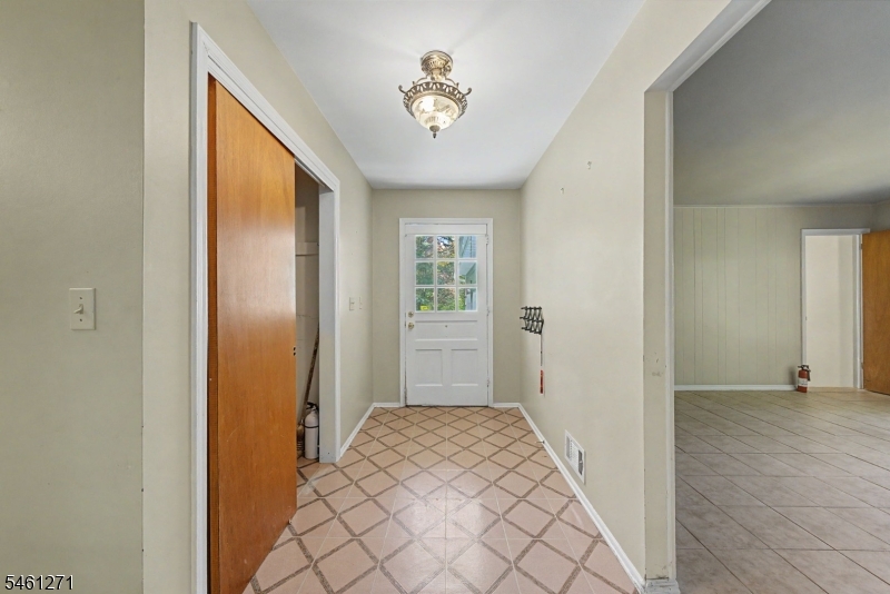 2 Arlyn Lane Randolph NJ 07869
