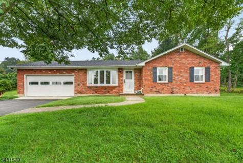 400 Bellis Road Holland NJ 08804