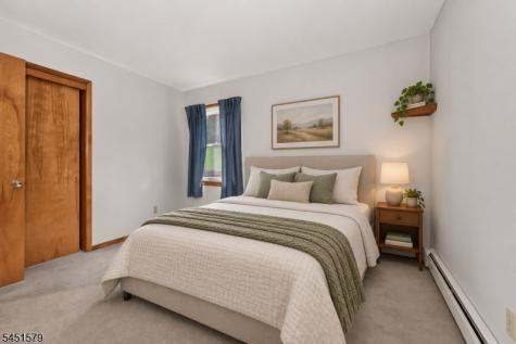 400 Bellis Road Holland NJ 08804