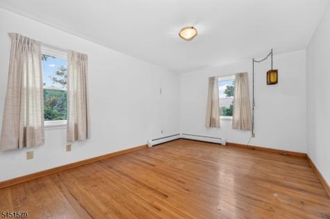 400 Bellis Road Holland NJ 08804