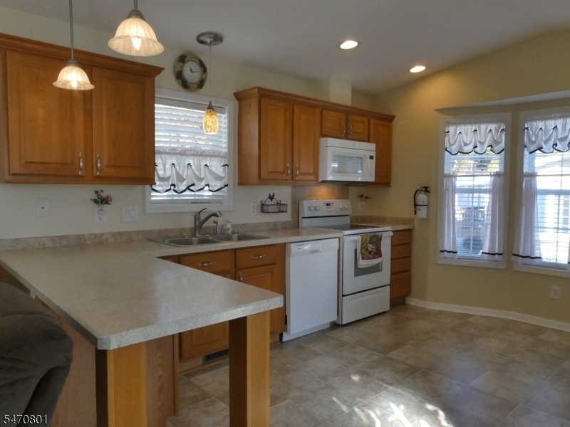 5 Makepeace Drive Jefferson NJ 07438