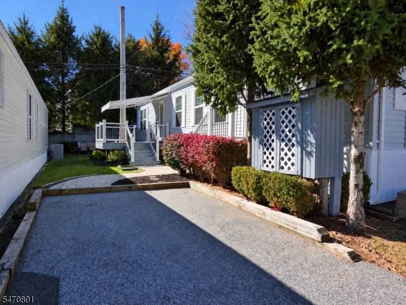 5 Makepeace Drive Jefferson NJ 07438