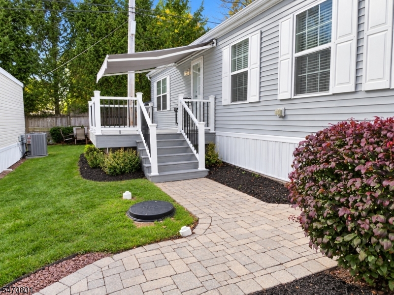 5 Makepeace Drive Jefferson NJ 07438