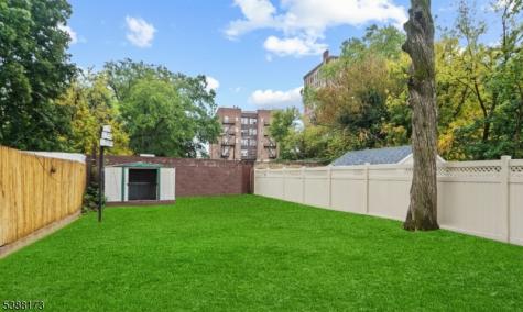 42 Washington Terrace East Orange NJ 07017