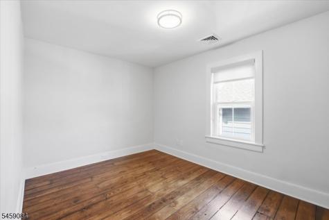 15 Main Street Clinton NJ 08801
