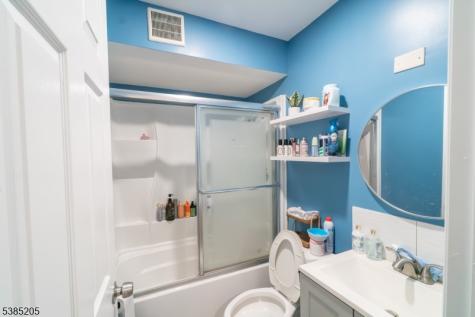 116 Greene Avenue Middlesex NJ 08846