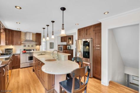 566 Glen Ridge Drive Bridgewater NJ 08807