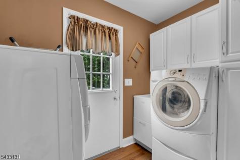 566 Glen Ridge Drive Bridgewater NJ 08807