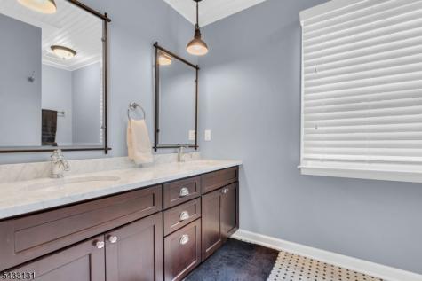 566 Glen Ridge Drive Bridgewater NJ 08807