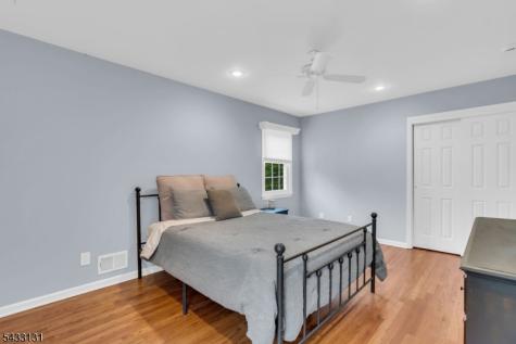 566 Glen Ridge Drive Bridgewater NJ 08807