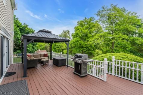 566 Glen Ridge Drive Bridgewater NJ 08807
