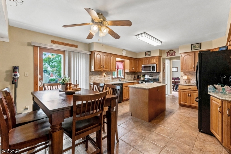 46 Meredith Road Edison NJ 08817