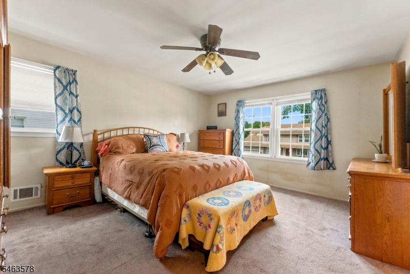 46 Meredith Road Edison NJ 08817