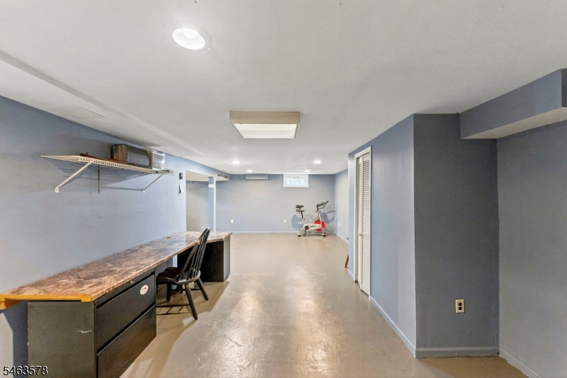 46 Meredith Road Edison NJ 08817