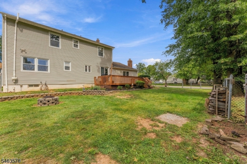 46 Meredith Road Edison NJ 08817