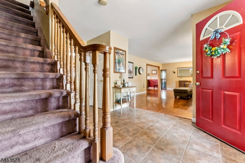 46 Meredith Road Edison NJ 08817