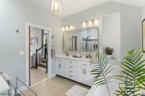 33 Weston Road Franklin NJ 08873