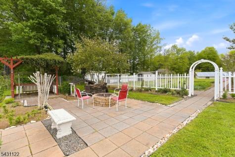 33 Weston Road Franklin NJ 08873