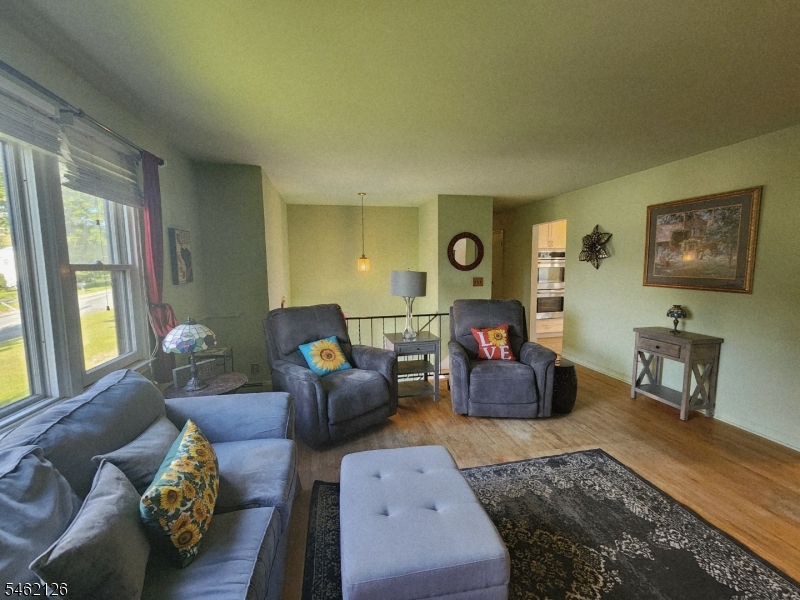 10 Parkview Drive Mansfield NJ 07840