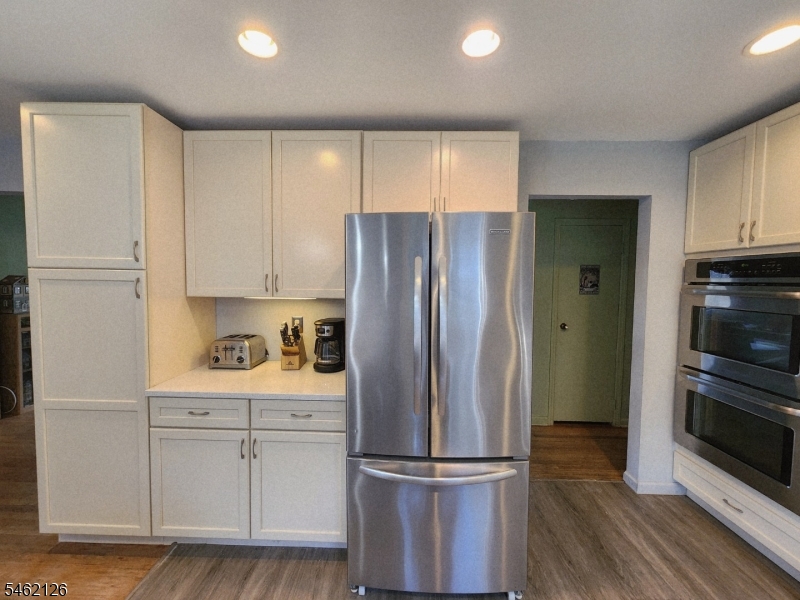 10 Parkview Drive Mansfield NJ 07840