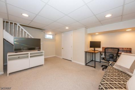 91 Ernst Avenue Bloomfield NJ 07003