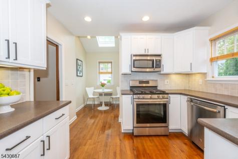 91 Ernst Avenue Bloomfield NJ 07003