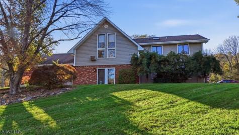 45 Cobblewood Road Blairstown NJ 07825