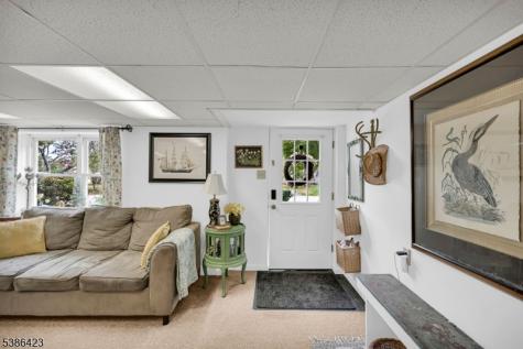 92 Lakeview Terrace Oakland NJ 07436
