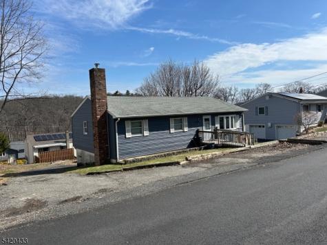 73 Elba Avenue Hopatcong NJ 07843