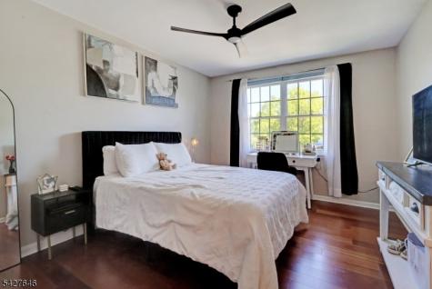 30 Baybury Court East Hanover NJ 07936