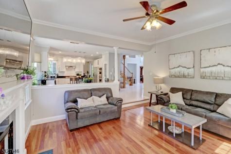 30 Baybury Court East Hanover NJ 07936