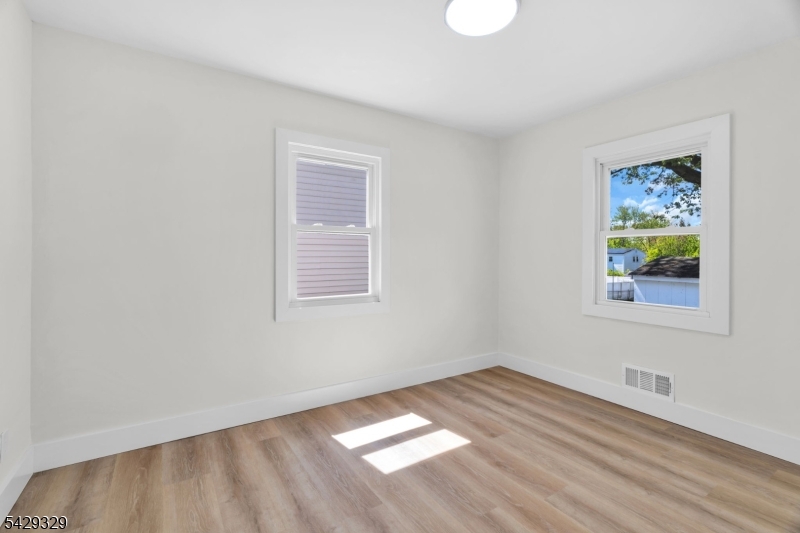 414 S Pine Avenue Sayreville NJ 08879
