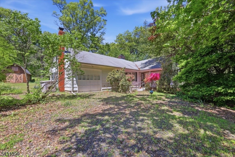 9 Roosevelt Road Readington NJ 08889