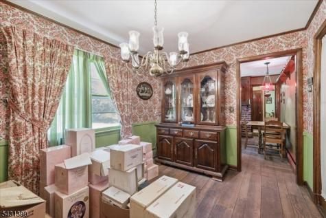 9 Roosevelt Road Readington NJ 08889