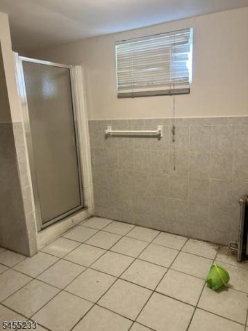 92 Burlington Avenue Paterson NJ 07502