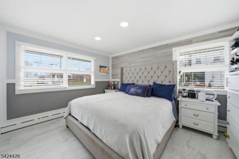 772 Harrell Avenue Woodbridge NJ 07095