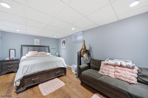 772 Harrell Avenue Woodbridge NJ 07095