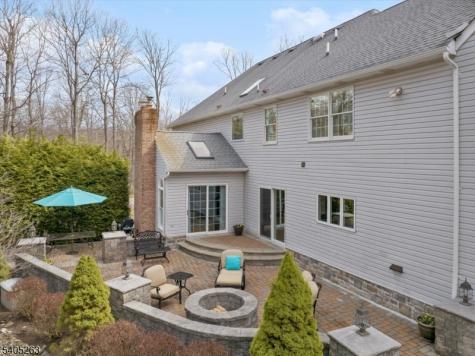 4 New Star Ridge Road Sparta NJ 07871