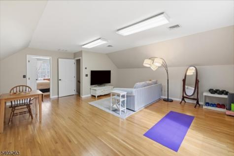 4 New Star Ridge Road Sparta NJ 07871