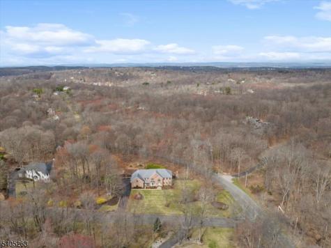 4 New Star Ridge Road Sparta NJ 07871
