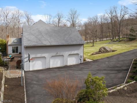 4 New Star Ridge Road Sparta NJ 07871