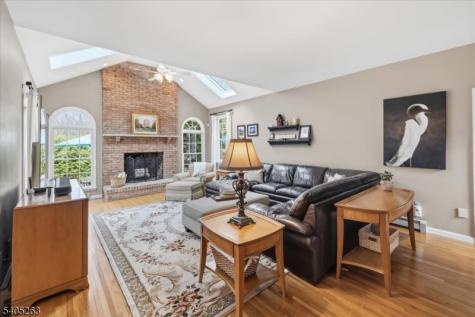 4 New Star Ridge Road Sparta NJ 07871