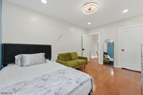 285 W Hudson Avenue Englewood NJ 07631