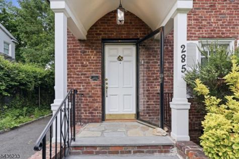 285 W Hudson Avenue Englewood NJ 07631