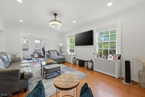 285 W Hudson Avenue Englewood NJ 07631