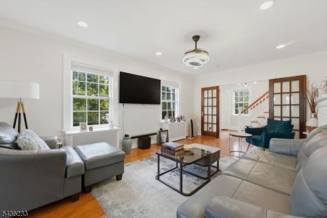 285 W Hudson Avenue Englewood NJ 07631