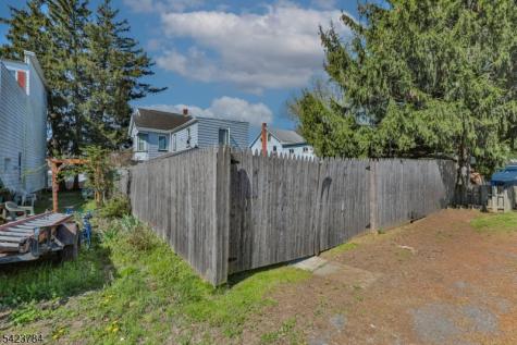 389 Grant Street Phillipsburg NJ 08865